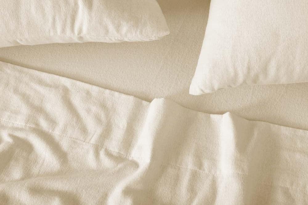 THE REASONS BEHIND USING MICROFIBER SHEETS – SLEEPWORLD AUSTRALIA